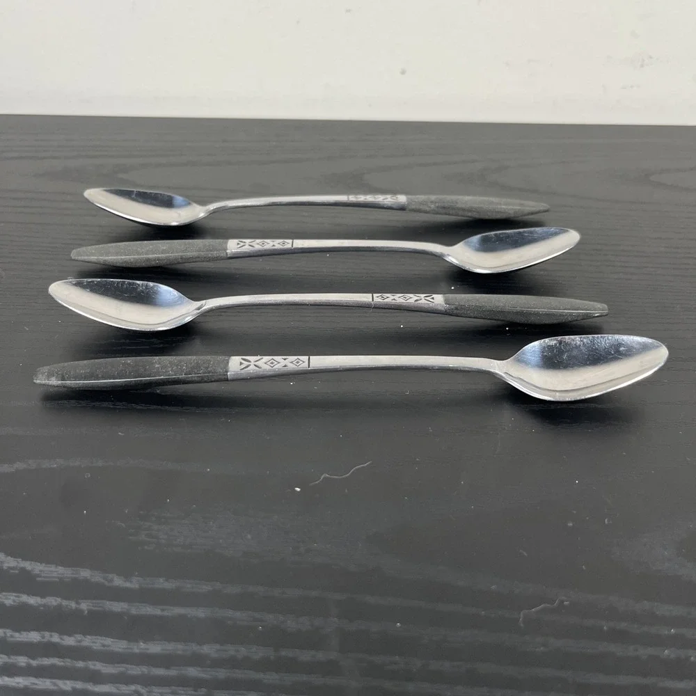 Ekco Eterna Flatware Forced Stainless‎ Dessert Spoons x4
